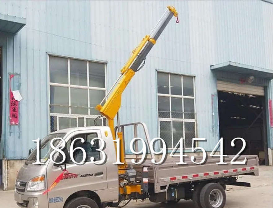 鱼峰区车载吊机货车起重机起重机可拆卸车载车载吊机货车安装液压吊机车载